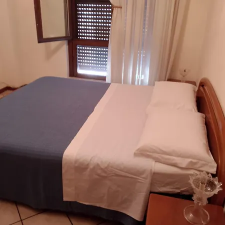 Lägenhet Casa Tizi Reggio di Calabria