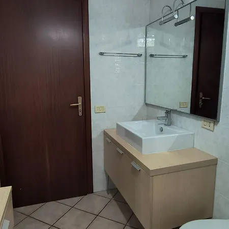 Lägenhet Casa Tizi Reggio di Calabria